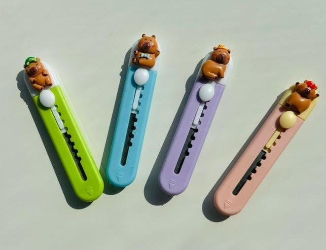 Bear Mini Utility Knife – Retractable Craft Cutter, Box Cutter for School, Office & DIY Use - Image 4